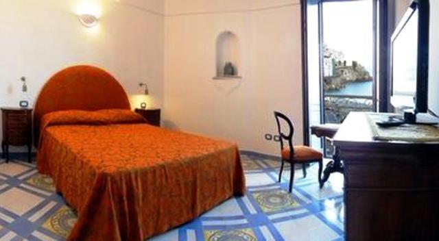 Hotel Croce Di Amalfi - Camera Matrimoniale con Balcone - 1