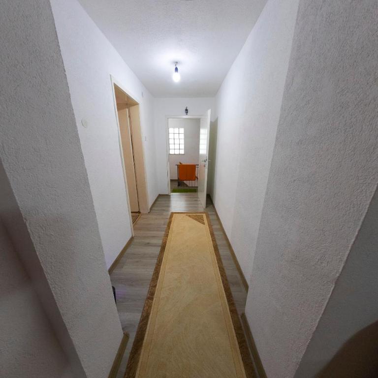 Apartman Bucko - Two-Bedroom Apartment - 34