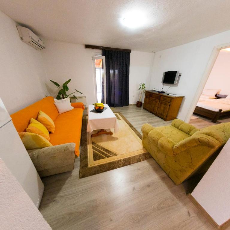 Apartman Bucko - Two-Bedroom Apartment - 29