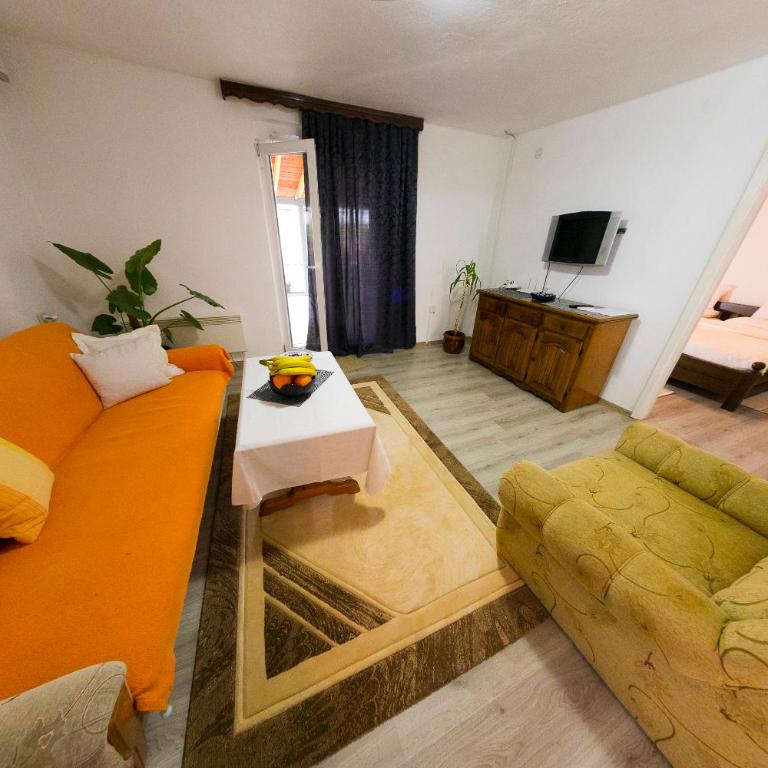 Apartman Bucko - Two-Bedroom Apartment - 4