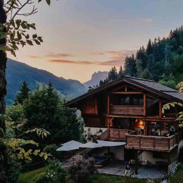 Superbe CHALET (14 personnes) & SAUNA au pied du Mont Blanc - Chalet - 5