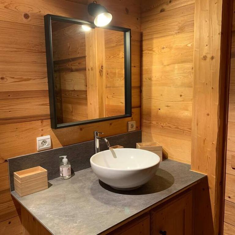 Superbe CHALET (14 personnes) & SAUNA au pied du Mont Blanc - Chalet - 32