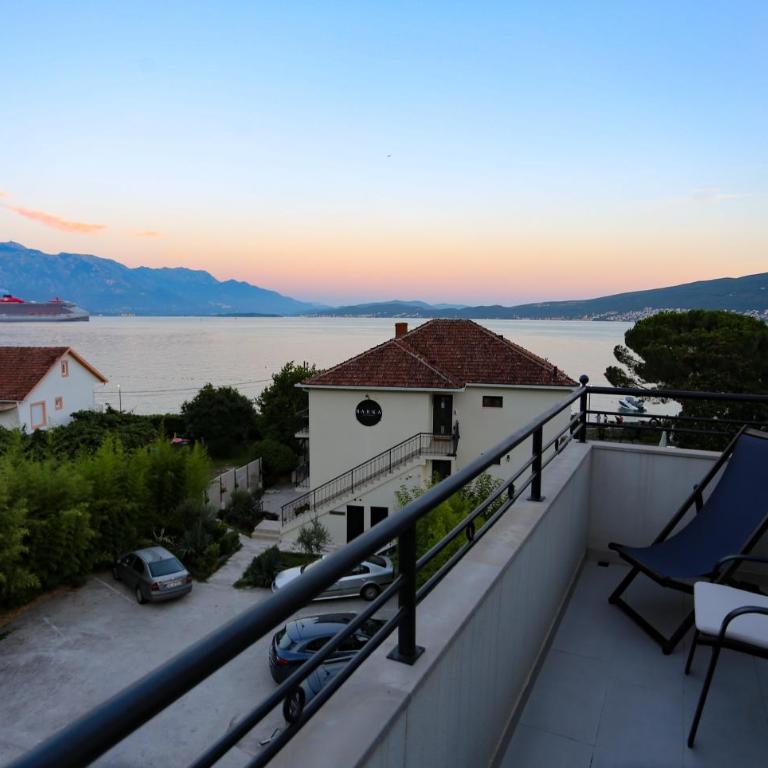 Apartments Cukovic - Apartment with Sea View - 11