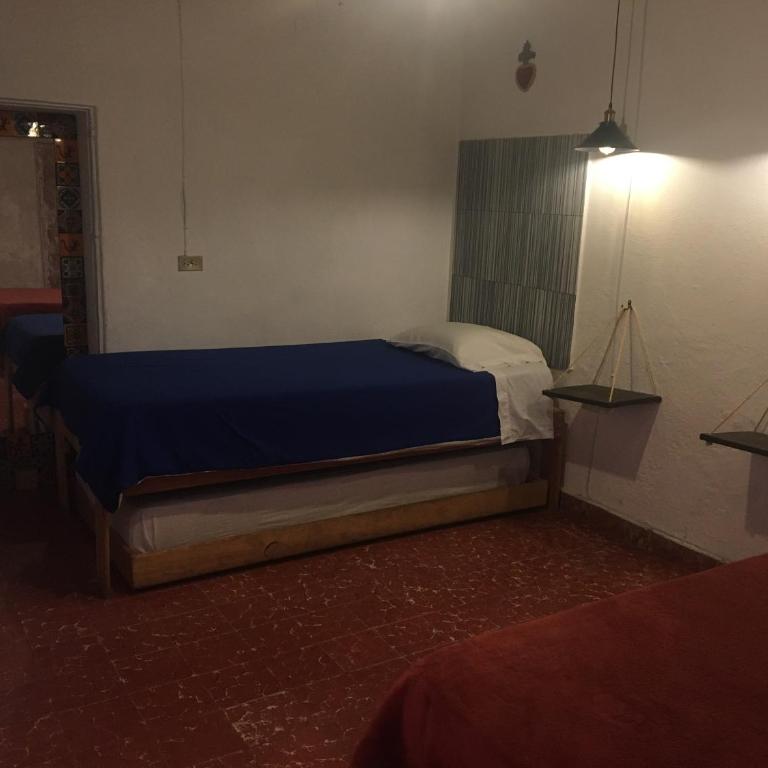 PATIO Alojamiento - Economy Quadruple Room with Shared Bathroom - 7
