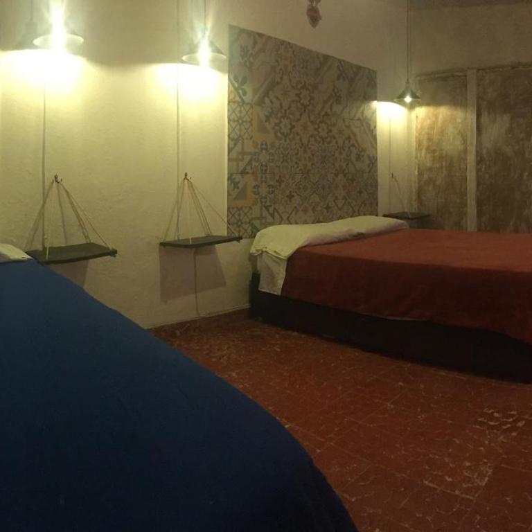 PATIO Alojamiento - Economy Quadruple Room with Shared Bathroom - 1
