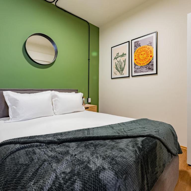 Mariano Escobedo Apartments by VH - Standard Suite - 14