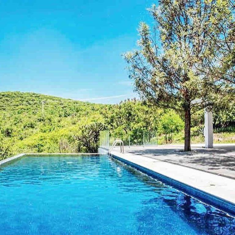 Juriquilla Home, 5 Bedrooms, 3 Community Pool - Four-Bedroom House - 43