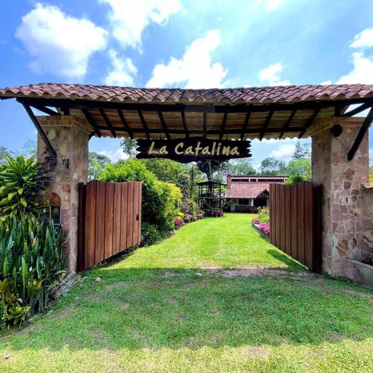 Cabaña amplia con piscina, naturaleza y cercana - Casa de 3 dormitorios - 32