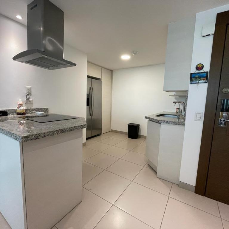 Departamento en Manta Edificio Poseidon - Apartamento de 2 dormitorios - 9