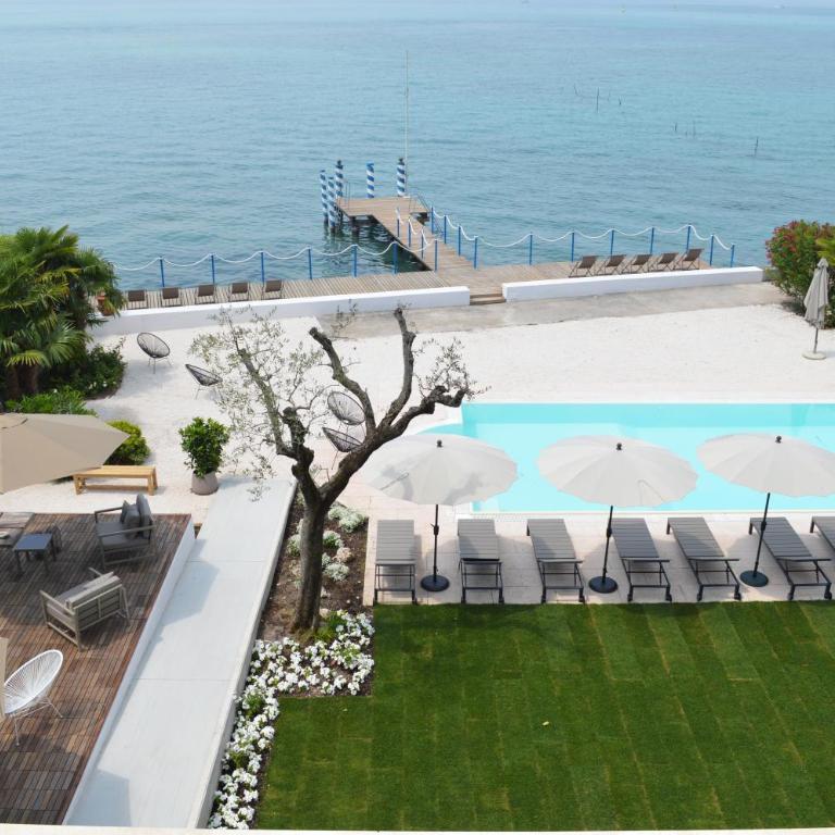 AQVA Boutique Hotel (Adults Only) - Camera Matrimoniale Deluxe con Balcone e Vista Lago - 3