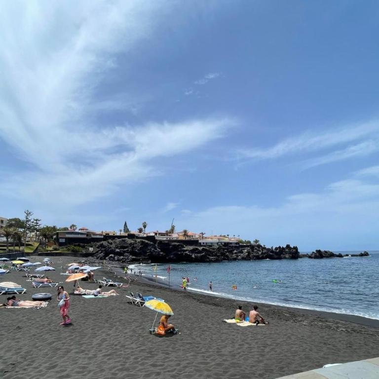 Vivienda Vacacional con Vistas a La Gomera y La Palma - Habitación Doble Familiar - 34