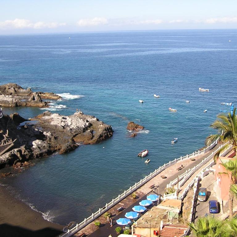 Vivienda Vacacional con Vistas a La Gomera y La Palma - Habitación Doble Familiar - 37