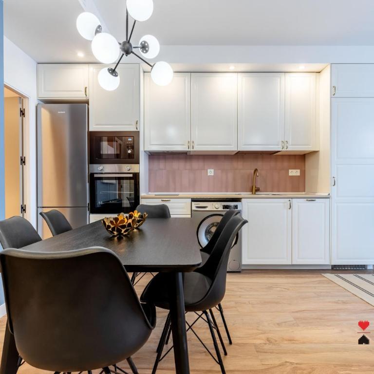 4 Ways en Madrid - Three-Bedroom Apartment IX - 2