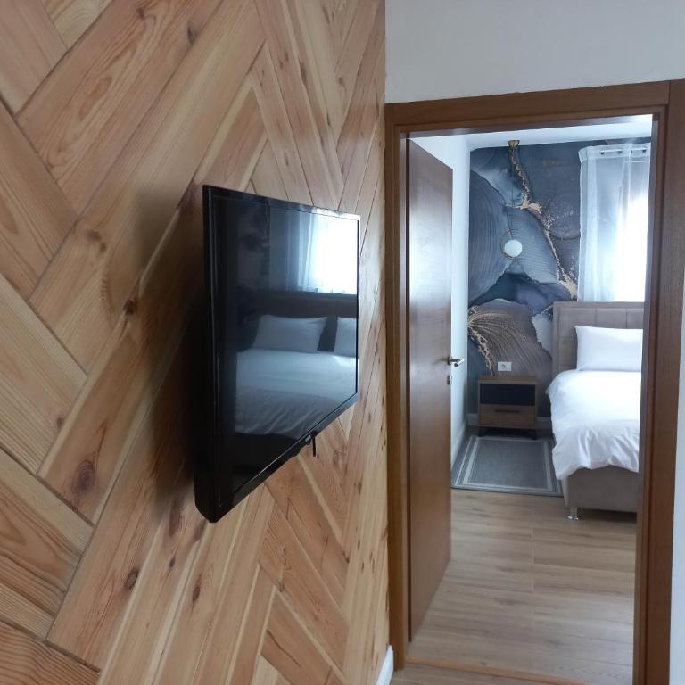 View of Durmitor - Apartment - Ground Floor - 9