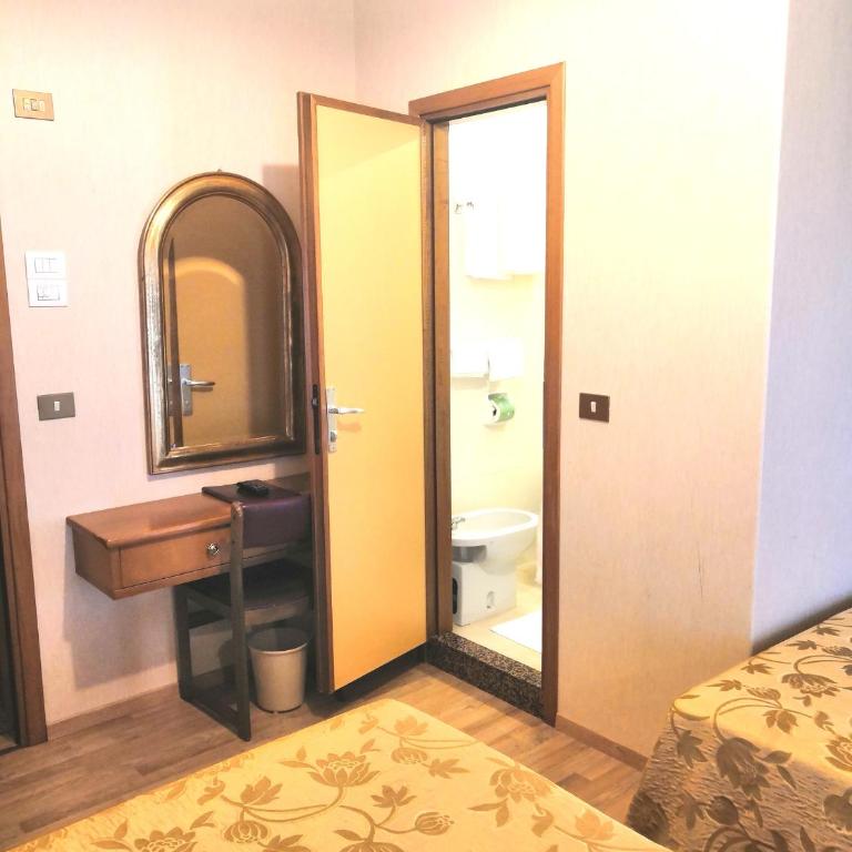 Hotel Venezia - Camera Tripla - 3