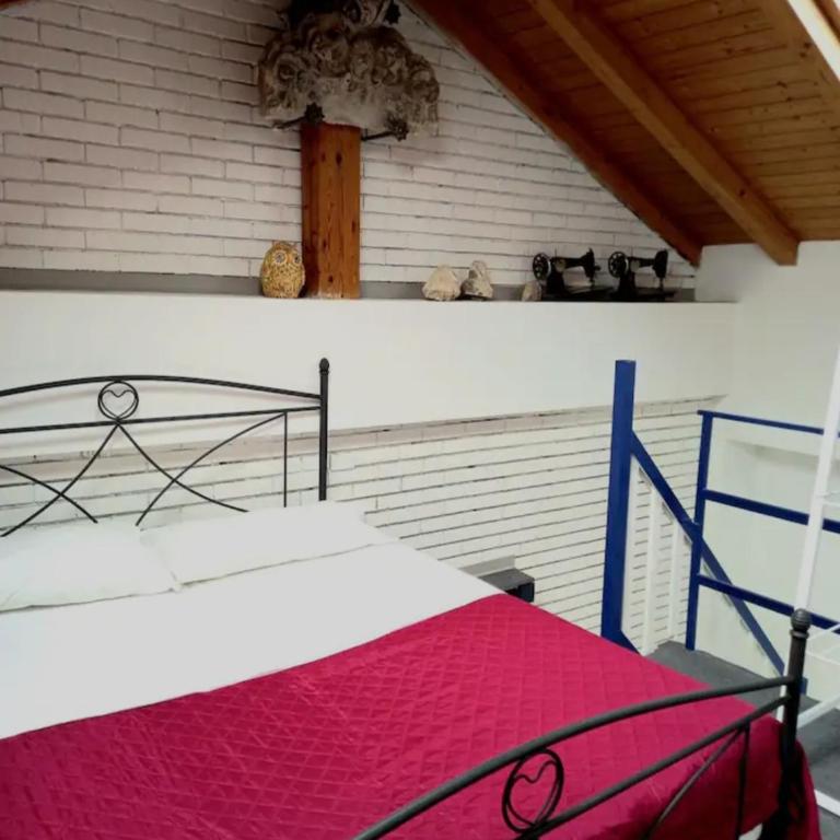 Loft House - Large Double Room - 28