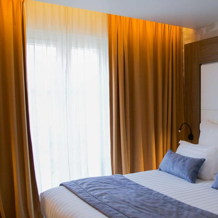 Le Grand Hôtel Grenoble, BW Premier Collection by Best Western - Chambre Lit Queen-Size Classique - 1