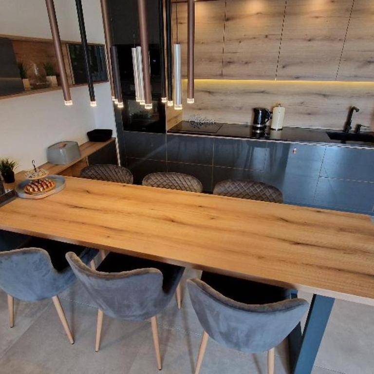 FAMILY RESORT SUBOTICA Apartments - King Suite with Balcony - 9