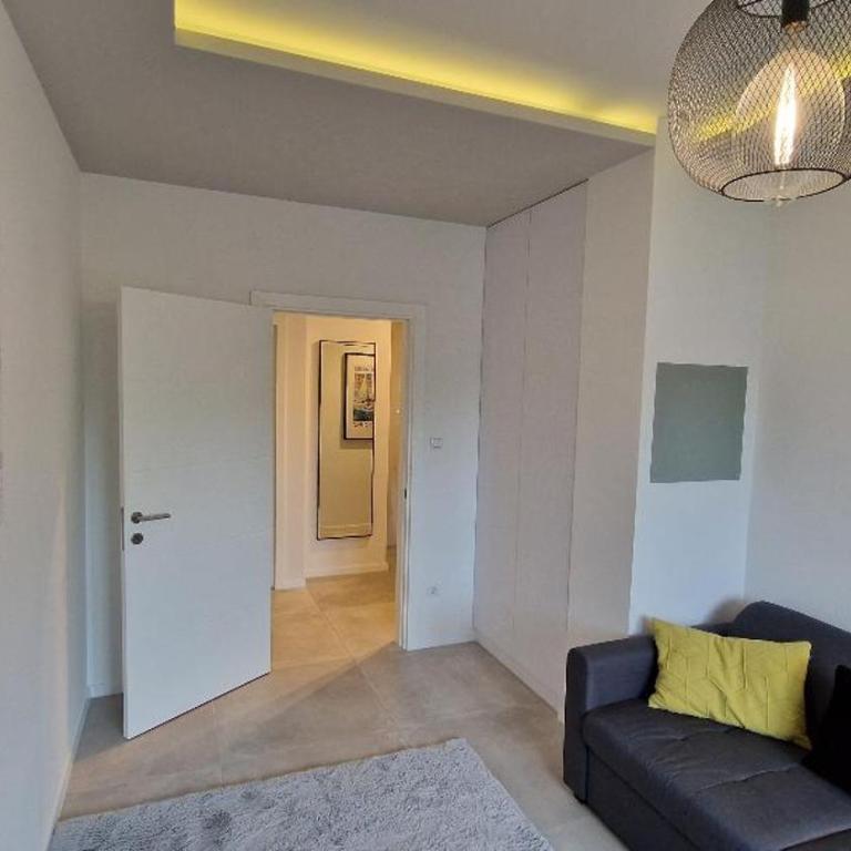 FAMILY RESORT SUBOTICA Apartments - King Suite with Balcony - 17