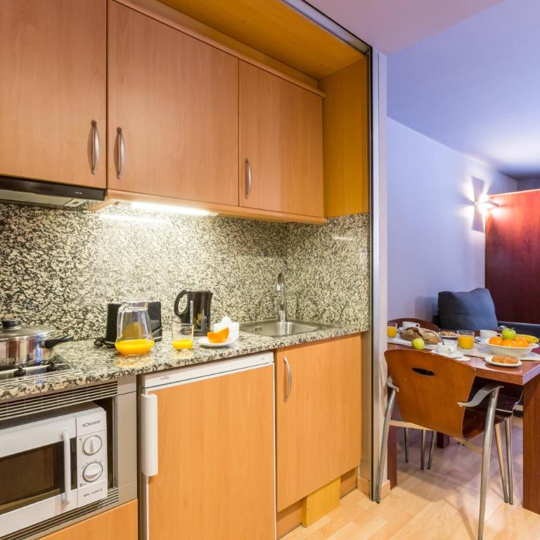 Pierre & Vacances Pas de la Casa Alaska - Estudio (3 adultos) - 5