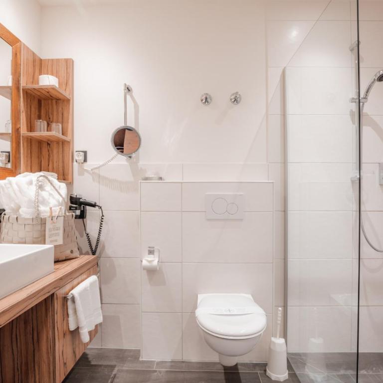 SCHÜLE'S Gesundheitsresort & SPA - Doppelzimmer mit Balkon - 3