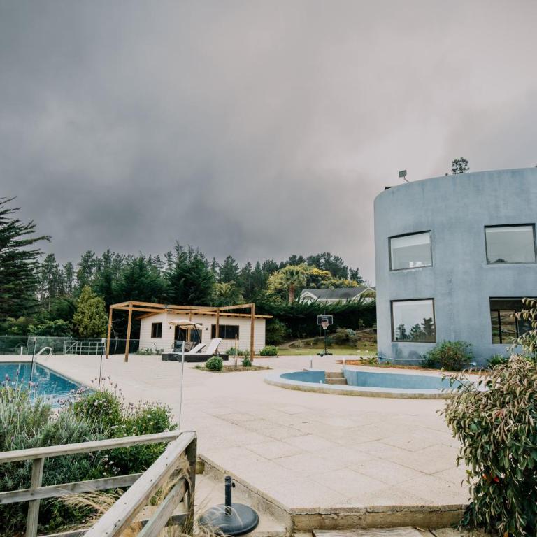 Moon Estate - Ocean View - 3 Houses - 2 Pools - 2 BBQ Homes - Sleeps 21 - Villa con vistas al mar - 34