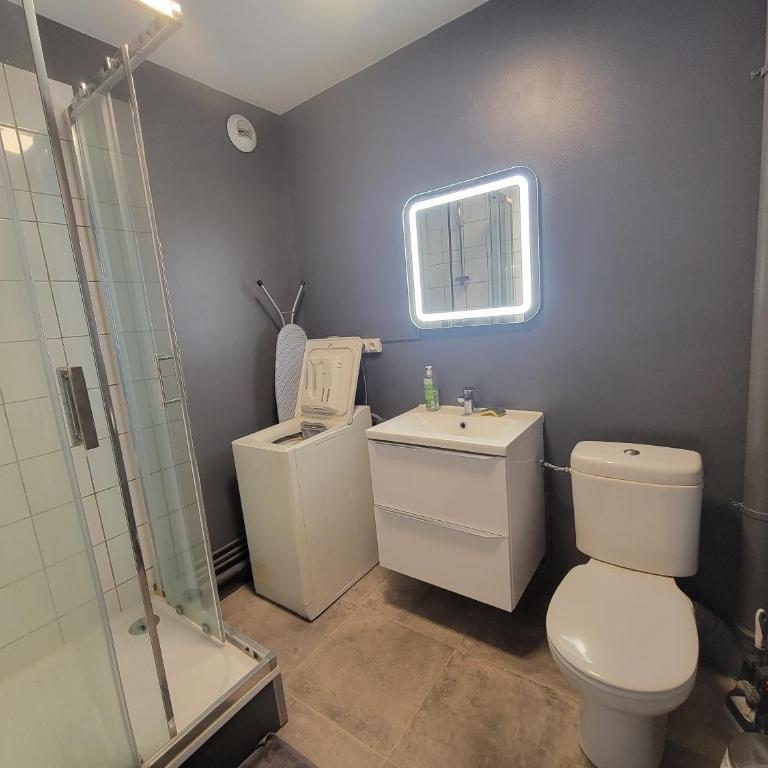 Bel appartement avec grand balcon et parking privé - Appartement 1 Chambre - 6