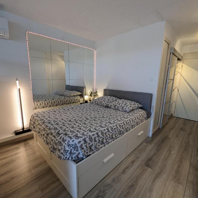 Studio avec terrasse Heliopolis - Apartamento Estudio - 1