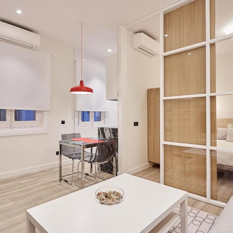 Nice apartment in Calle Hortaleza 96 - Apartamento de 1 dormitorio - 2