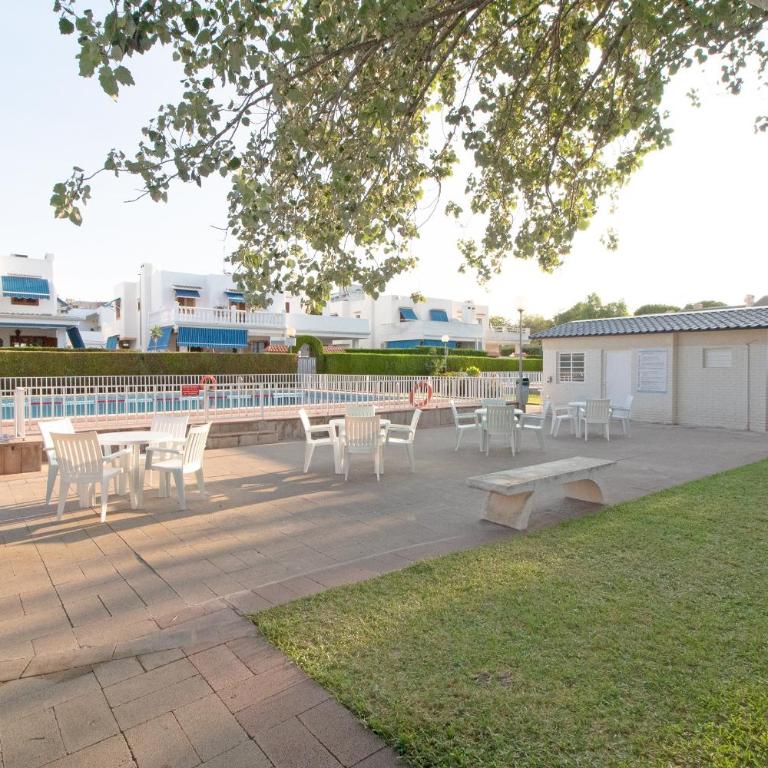 Global Vacacional, Adosado con piscina en la playa de Canet - Ferienhaus - 31