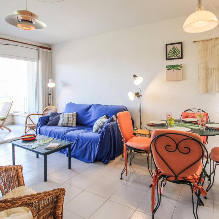 Beach Front Apartment In L'estartit - Apartamento de 2 dormitorios - 3