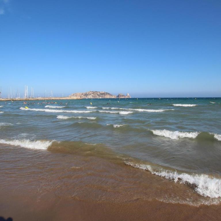 Beach Front Apartment In L'estartit - Apartamento de 2 dormitorios - 24