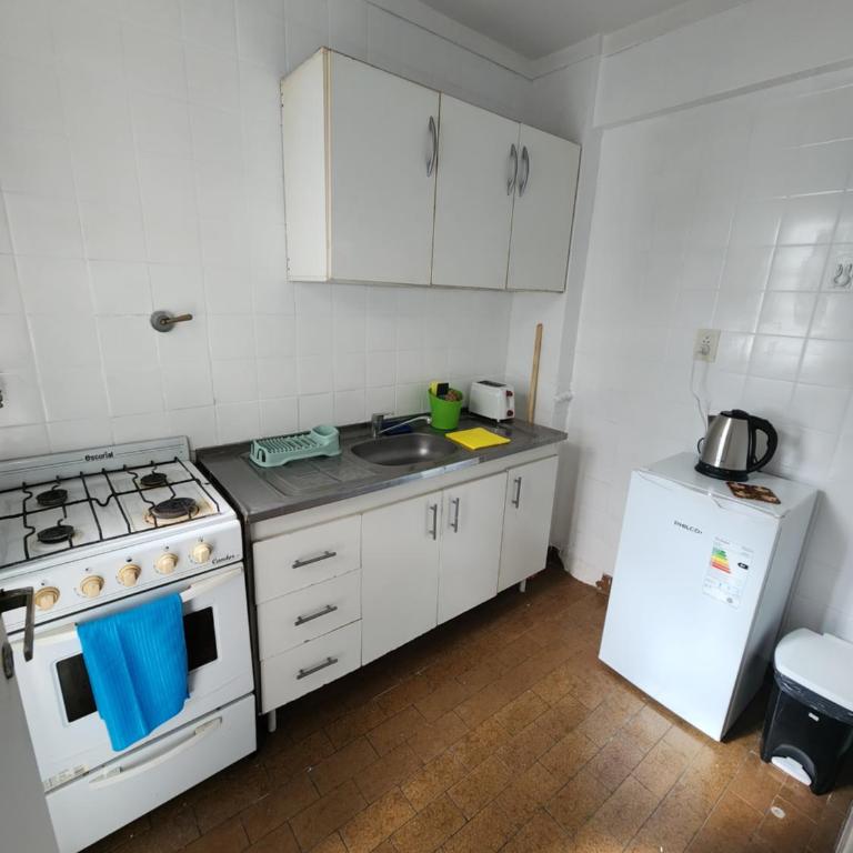 NUEVO APART 2/4 PERSONAS ZONA TEATROS EXCELENTE UBICACION - Apartamento de 1 dormitorio - 7