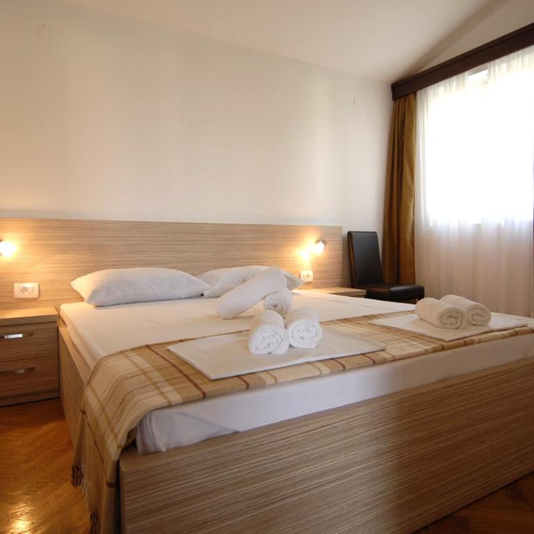 Guest House Maslina - One-Bedroom Apartment with Sea View (1-4 Adults) - 1