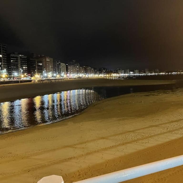 Espectacular piso en la playa - Apartamento de 2 dormitorios - 41