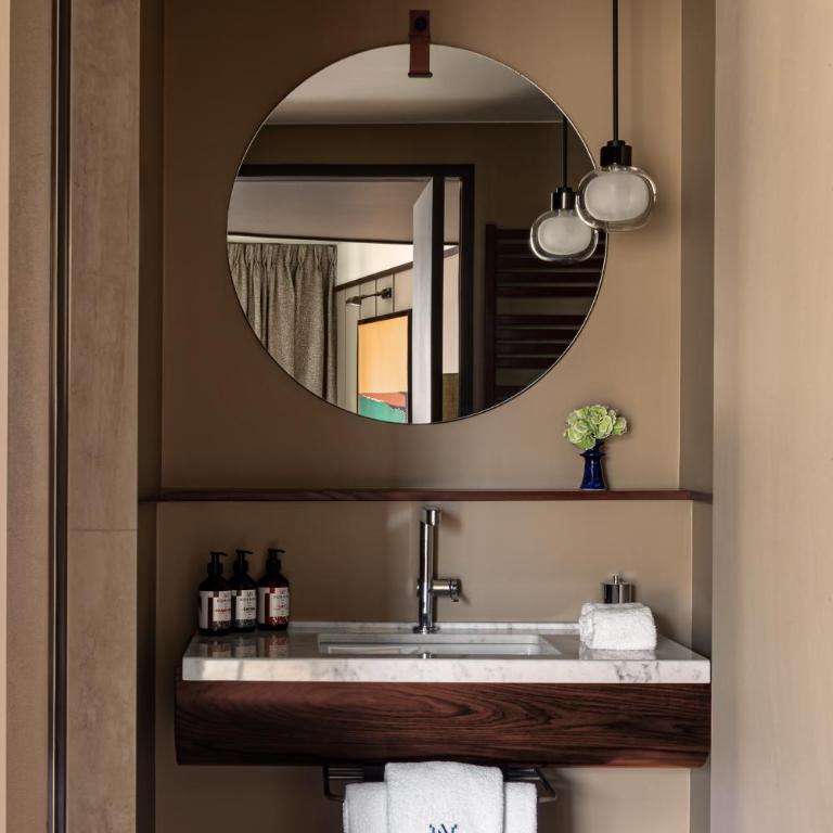 Norman Paris Hôtel & Spa - Suite Junior Corner - 1