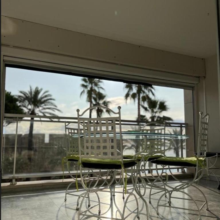 Vue mer et remparts. Entre vieille ville et plages - Two-Bedroom Apartment - 8