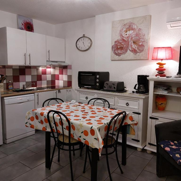 Bel appartement 2 chambres mer 400m clim - Apartamento de 2 dormitorios - 16