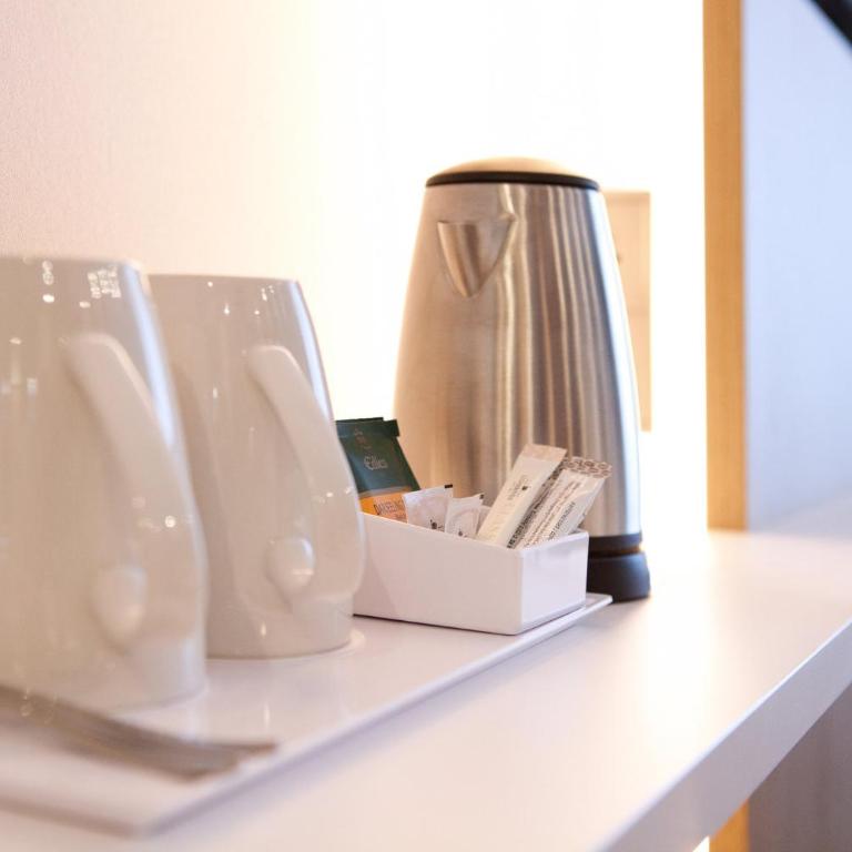 Holiday Inn Express Munich - Olympiapark by IHG - Standard Zimmer mit Queensize-Bett - 11