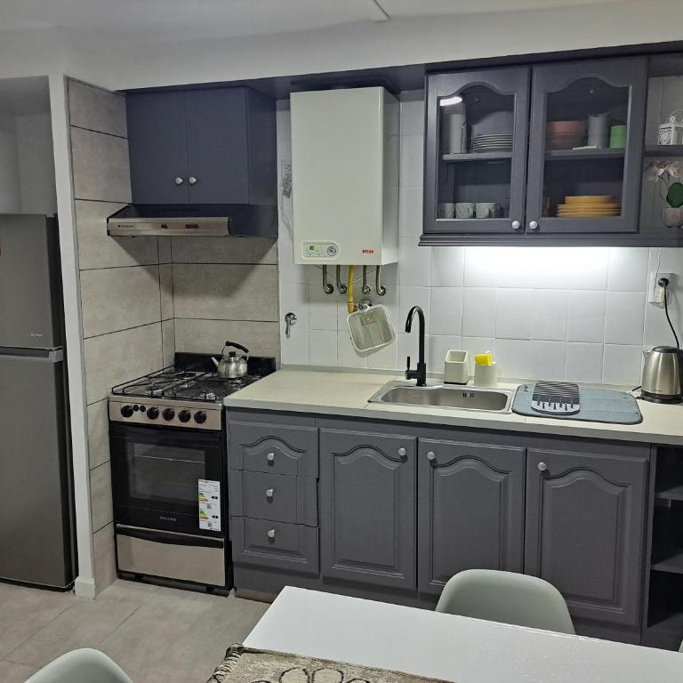 Tierra de Canoeros - Three-Bedroom House - 9