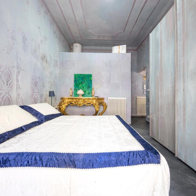 Art Gallery Apartment - One-Bedroom Apartment - 2