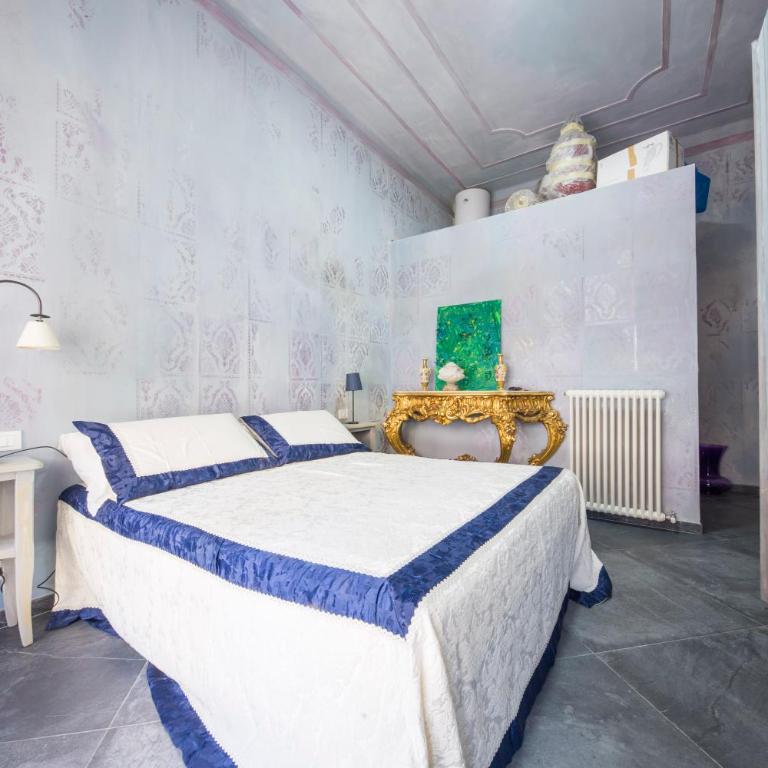 Art Gallery Apartment - One-Bedroom Apartment - 8