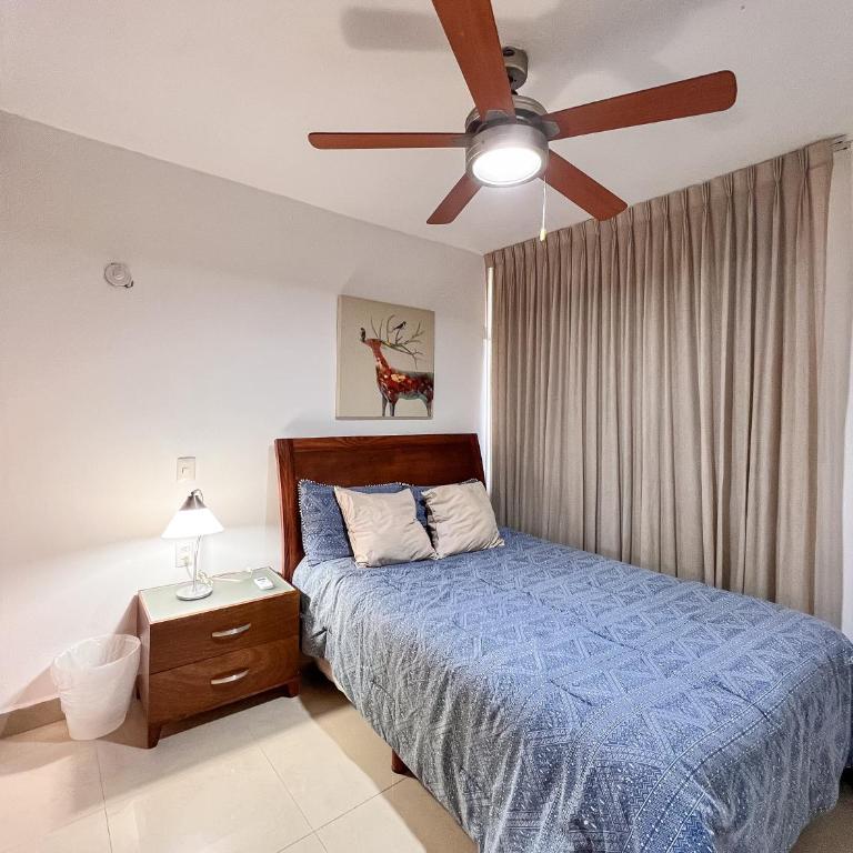 Bello Mar de Cancun, Beautiful 2Br 2Ba Condo overlooking beach spectacular view! - Two-Bedroom Apartment - 17