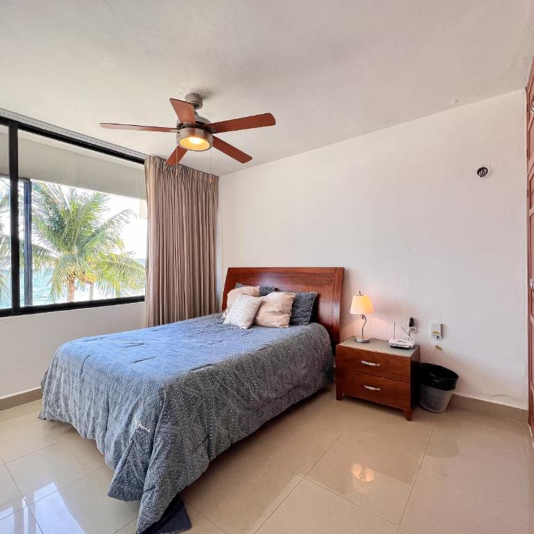Bello Mar de Cancun, Beautiful 2Br 2Ba Condo overlooking beach spectacular view! - Two-Bedroom Apartment - 21