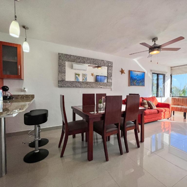 Bello Mar de Cancun, Beautiful 2Br 2Ba Condo overlooking beach spectacular view! - Two-Bedroom Apartment - 45