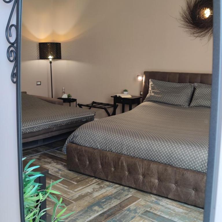 Sa Mama 'e Su Sole - Family Room with Private Bathroom - 6