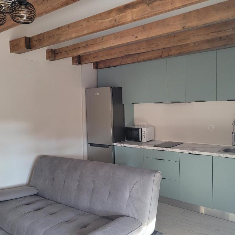 El Ático de Entrevías - con Garaje y WIFI - Apartamento de 1 dormitorio - 14