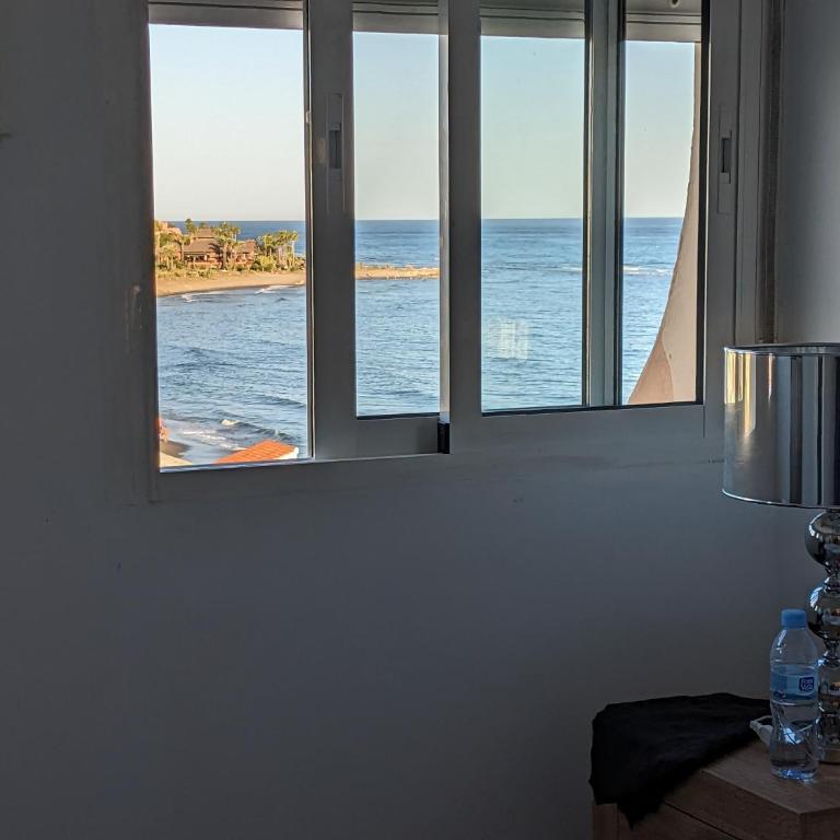 Seaside View Apartment - Two-Bedroom Apartment - 8