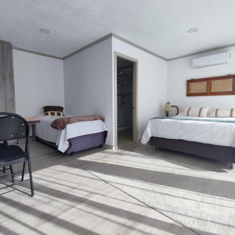 Casa Hotel Trocha Angosta - Habitación Doble Superior con baño privado - 3