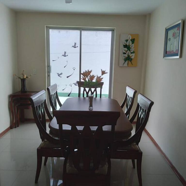 Casa, Hospedaje Turístico. - Casa de 3 dormitorios - 2
